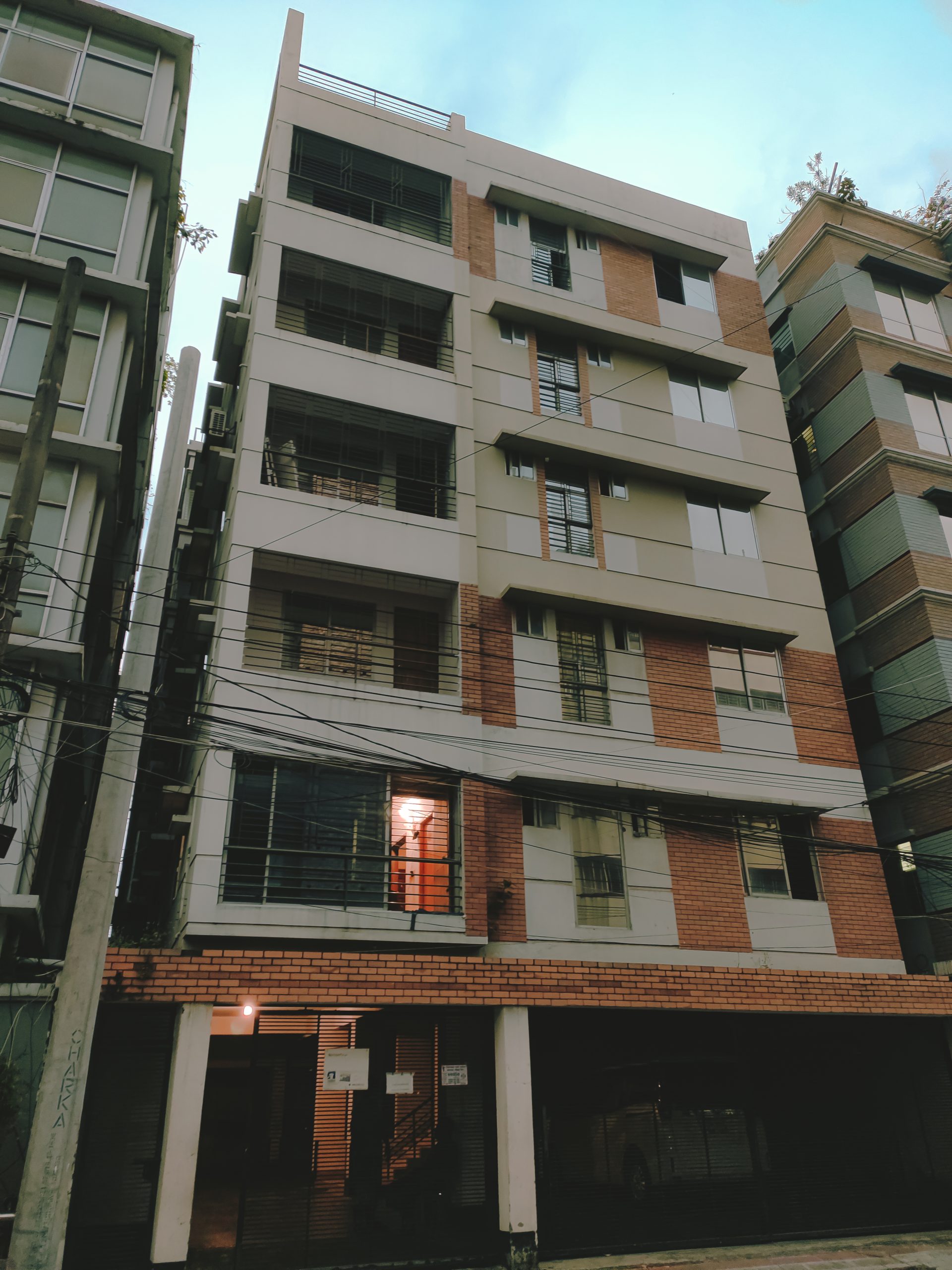 SIS Sourcing Building